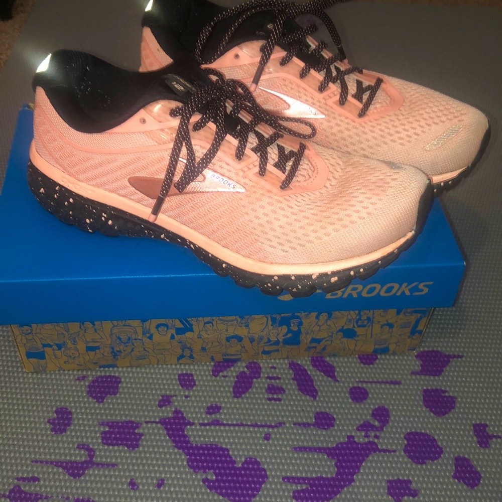 Brooks “peaches/cream” ghost 12